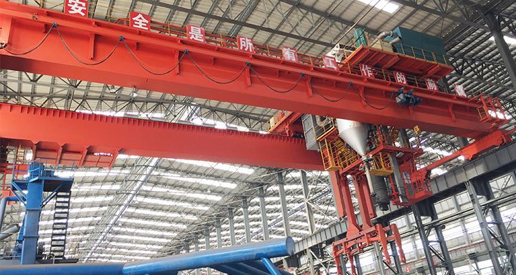 焙燒用吸卸料起重機(jī)