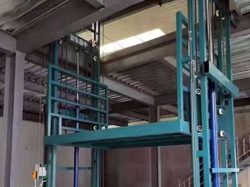 2杠4柱液壓貨梯